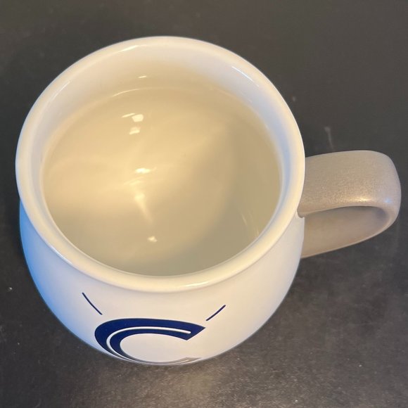 THRESHOLD Monogram Initial Letter "C ” White Matte Finish Stoneware Mug - Picture 4 of 7